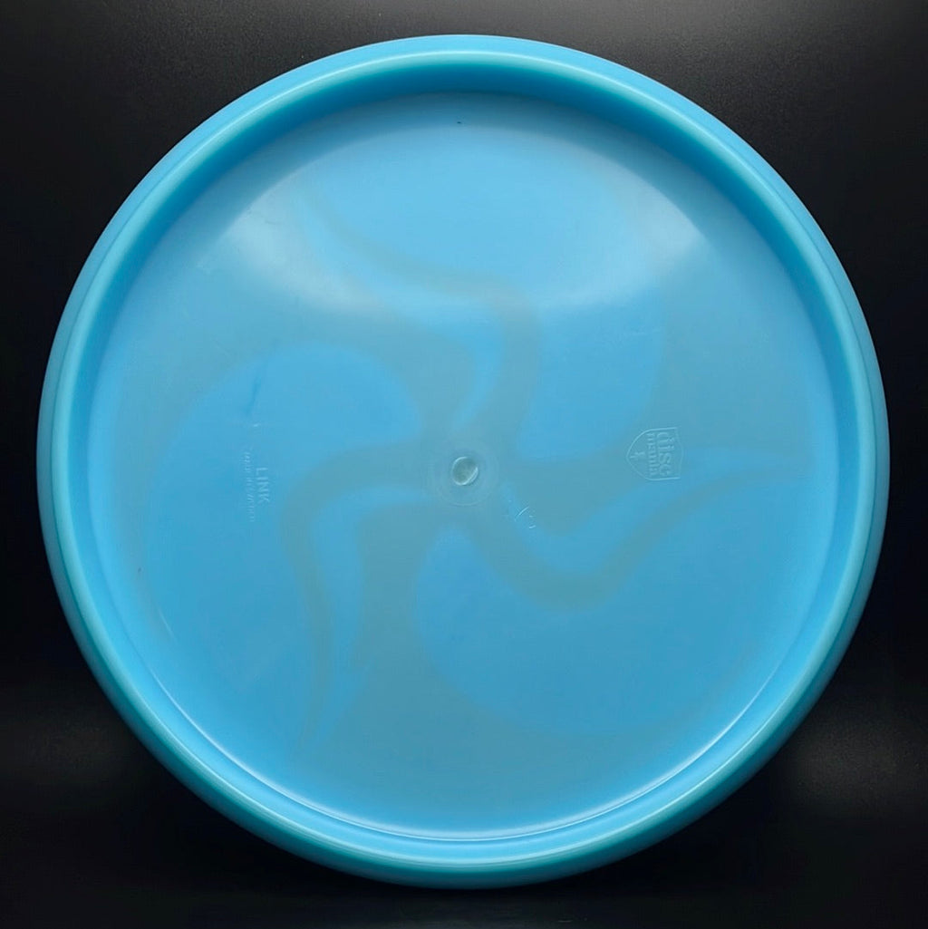 Lux Link - Official Huk Dyed Tri-Fly X-Out